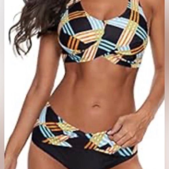 Bikini Set - Picture 6 of 6